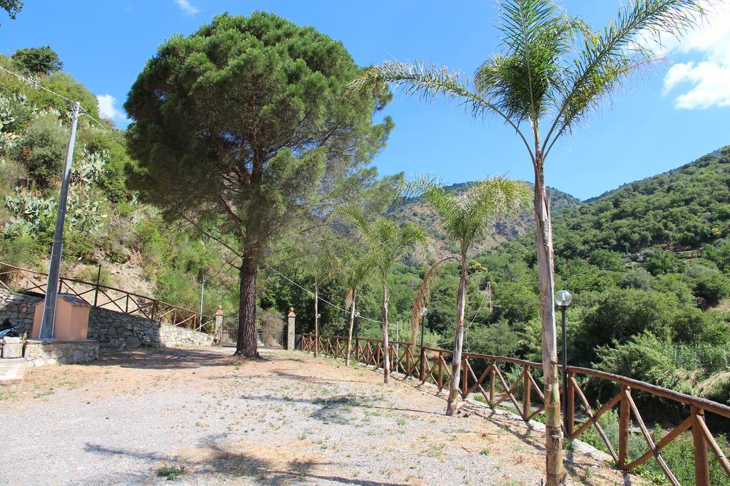 Profetina Village Motta Camastra Ngoại thất bức ảnh