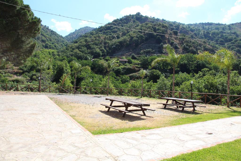 Profetina Village Motta Camastra Ngoại thất bức ảnh